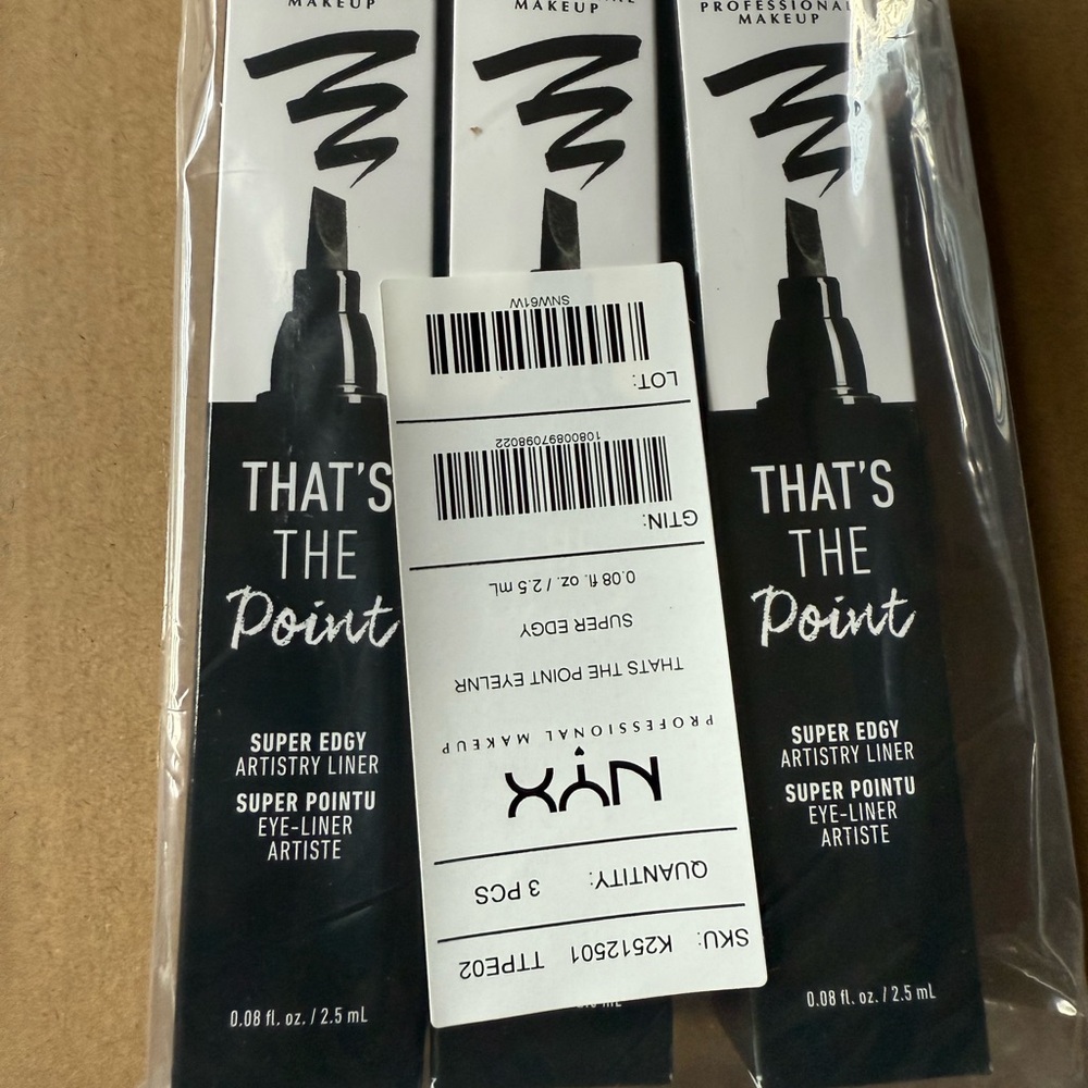 NYX Black Liquid Eyeliner Set